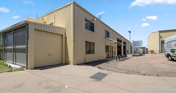 2/8 Nelson Road Cardiff NSW 2285 - Image 1