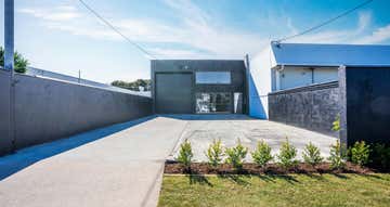 6 Hillcrest Parade Miami QLD 4220 - Image 1