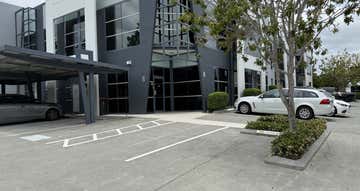 8A/58 Metroplex Avenue Murarrie QLD 4172 - Image 1