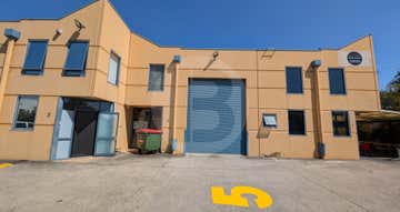 2/13 BERRY STREET Clyde NSW 2142 - Image 1