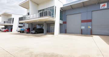 7/16 Transport Avenue Paget QLD 4740 - Image 1