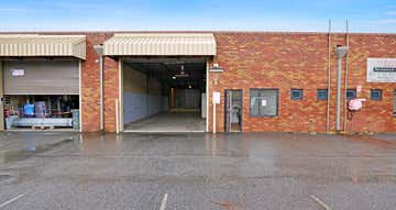 3/122-124 Dowd Street Welshpool WA 6106 - Image 1