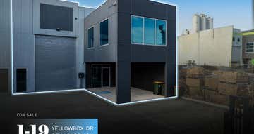 1/19 Yellowbox Drive Craigieburn VIC 3064 - Image 1