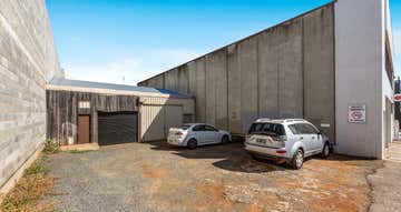 Rear Shed, 576 Ruthven Street Toowoomba City QLD 4350 - Image 1