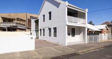 19 Queen Street Cooks Hill NSW 2300 - Image 1