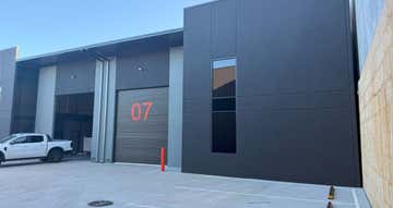 7/70 Scorpius Road Wattleup WA 6166 - Image 1