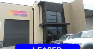 Unit 2, 6 Dillington Pass Landsdale WA 6065 - Image 1