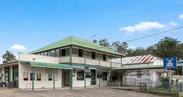 Court House Hotel, 23 King Street Paterson NSW 2421 - Image 1