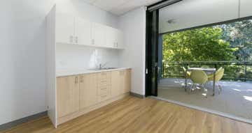 2/3972 Pacific Highway Loganholme QLD 4129 - Image 1