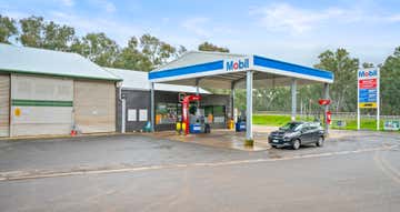 2 Racecourse Road (Glenelg Highway) Casterton VIC 3311 - Image 1