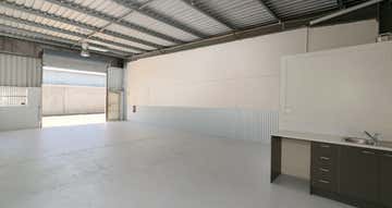 4/4 Lochlarney Street Beenleigh QLD 4207 - Image 1