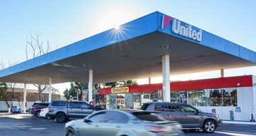 United Petroleum, 132-136 Somerton Road Somerton VIC 3062 - Image 1