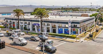 2/22 Crombie Avenue Bundall QLD 4217 - Image 1