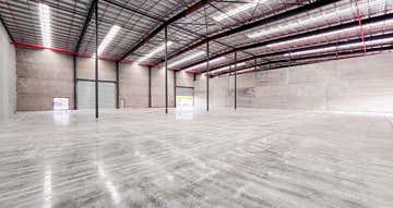 2/114-116 Fred Chaplin Circuit Corbould Park QLD 4551 - Image 1