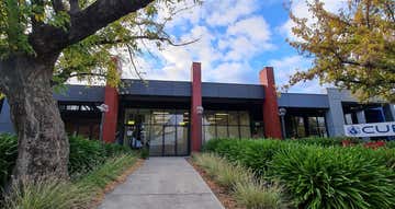 2/2 Lyell Street Fyshwick ACT 2609 - Image 1