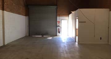 2/11 Dobra Road Yangebup WA 6164 - Image 1