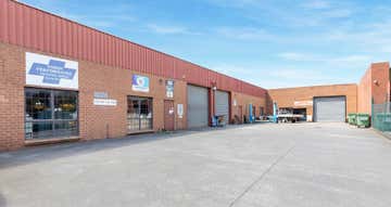 2/13-15 Sussex Court Sunbury VIC 3429 - Image 1