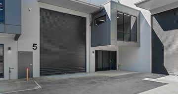 Unit 5, 21 Concorde Way Bomaderry NSW 2541 - Image 1