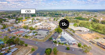 14 Hospital Road Emerald QLD 4720 - Image 1