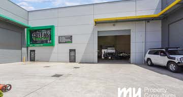 8 23-25 Bluett Drive Smeaton Grange NSW 2567 - Image 1