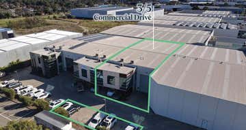3/5 Commercial Drive Lynbrook VIC 3975 - Image 1