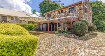 2/180 Main Street Montville QLD 4560 - Image 1
