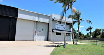 9/2 Jeffcoat Street West Mackay QLD 4740 - Image 1