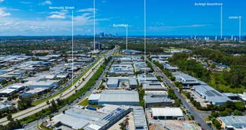 21/4 Fremantle Street Burleigh Heads QLD 4220 - Image 1