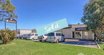 4/11 Day Rd Rockingham WA 6168 - Image 1