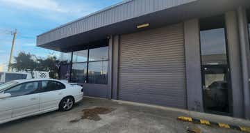 1/40 Barrie Road Tullamarine VIC 3043 - Image 1