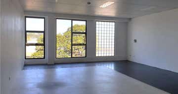 Unit 3, 18 West Street Brookvale NSW 2100 - Image 1