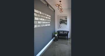 Suite 5, 3B, 19-21 Park Avenue Burleigh Heads QLD 4220 - Image 1