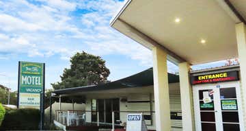 10-12 Eclipse Street Springsure QLD 4722 - Image 1