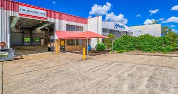 2/11 Neumann Road Capalaba QLD 4157 - Image 1