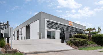 3a/9 Greg Chappell Drive Burleigh Heads QLD 4220 - Image 1