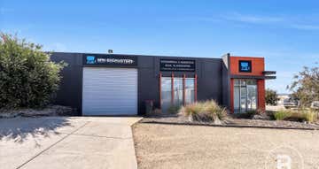 8019, 1/22-24 McPherson Street Maddingley VIC 3340 - Image 1