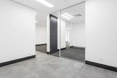 3.02, 25 Solent Circuit Norwest NSW 2153 - Image 4