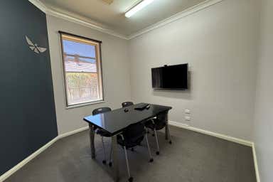 594 David Street Albury NSW 2640 - Image 4