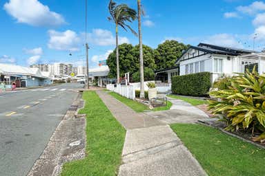 10 Ormuz Avenue Caloundra QLD 4551 - Image 4