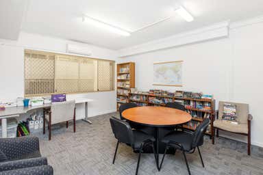 9/20 Churchill Avenue Subiaco WA 6008 - Image 4