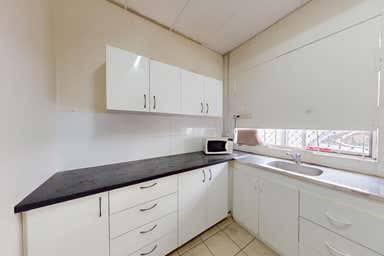 1A/18 Johnson Road Hillcrest QLD 4118 - Image 4