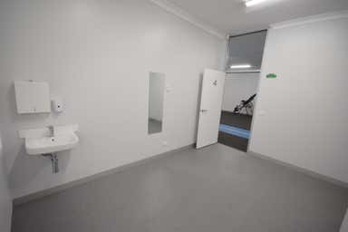 3/340 Griffith Road Lavington NSW 2641 - Image 4