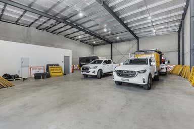 2/2/36 Yilen Close Beresfield NSW 2322 - Image 3