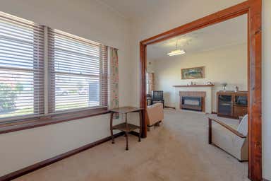 23 Deacon Avenue Richmond SA 5033 - Image 3