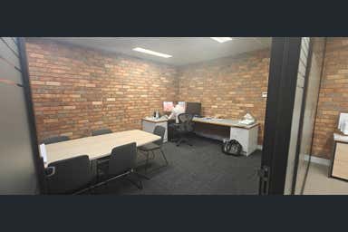 2/1 Barkly Street Warragul VIC 3820 - Image 3