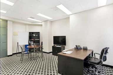 126/1 Queens Road Melbourne VIC 3004 - Image 3