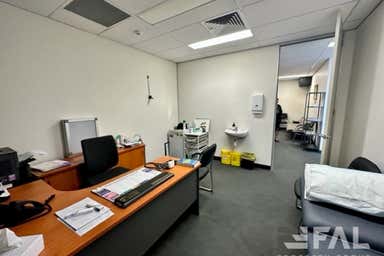 Lantos Place, Suite  2E, 49 Station Road Indooroopilly QLD 4068 - Image 4