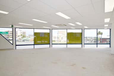 157 Goondoon Street Gladstone Central QLD 4680 - Image 4