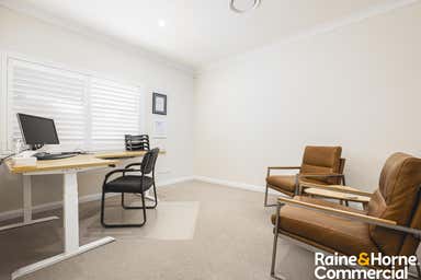 34 Bradbury Avenue Campbelltown NSW 2560 - Image 4