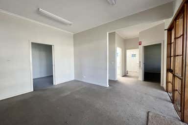 31 Edward Street Brunswick VIC 3056 - Image 3